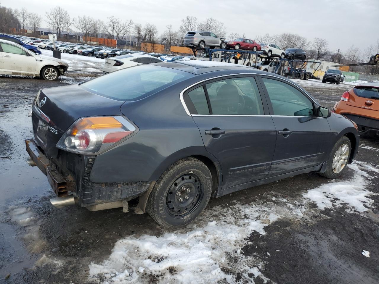 2009 Nissan Altima - Image 3