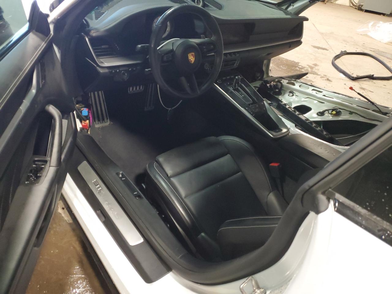 2021 Porsche 911 - Image 8