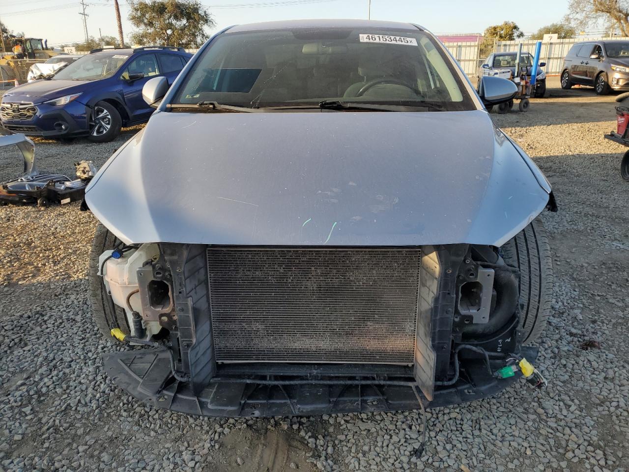 2017 Hyundai Elantra - Image 5