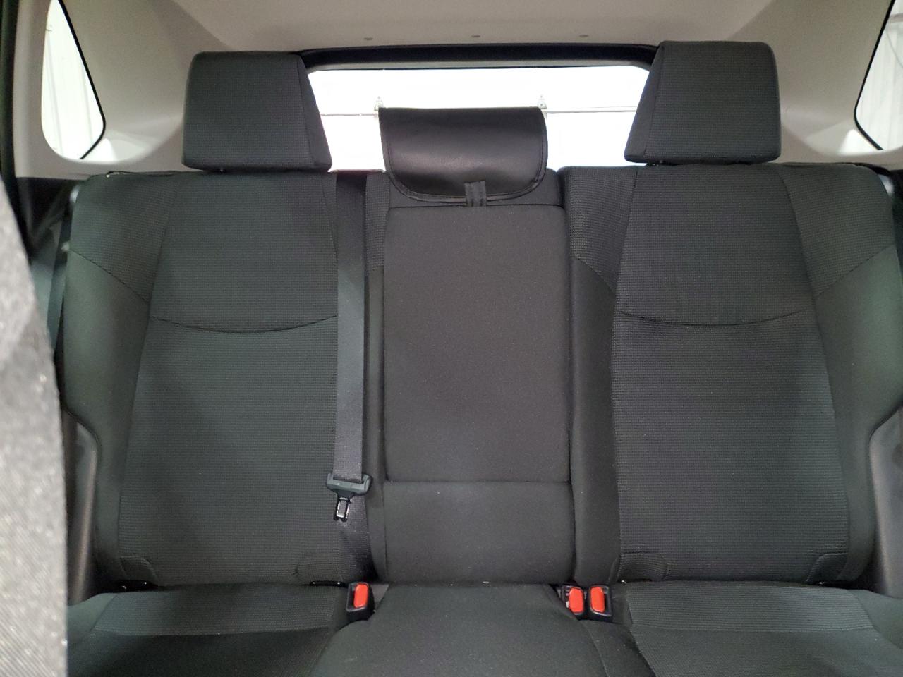 2022 Toyota RAV 4 - Image 10
