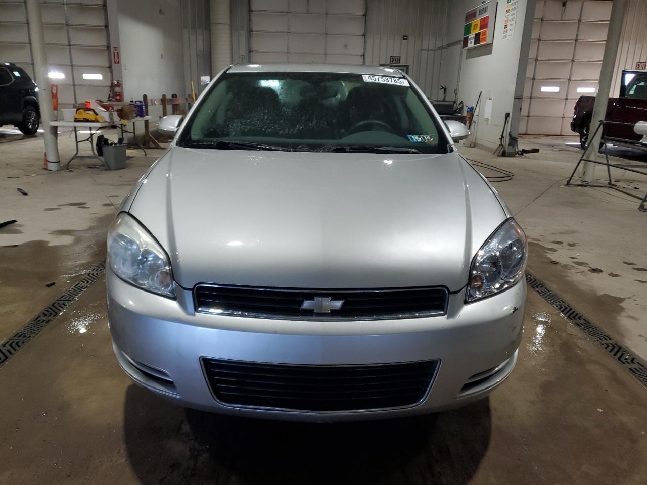 2008 Chevrolet Impala - Image 5