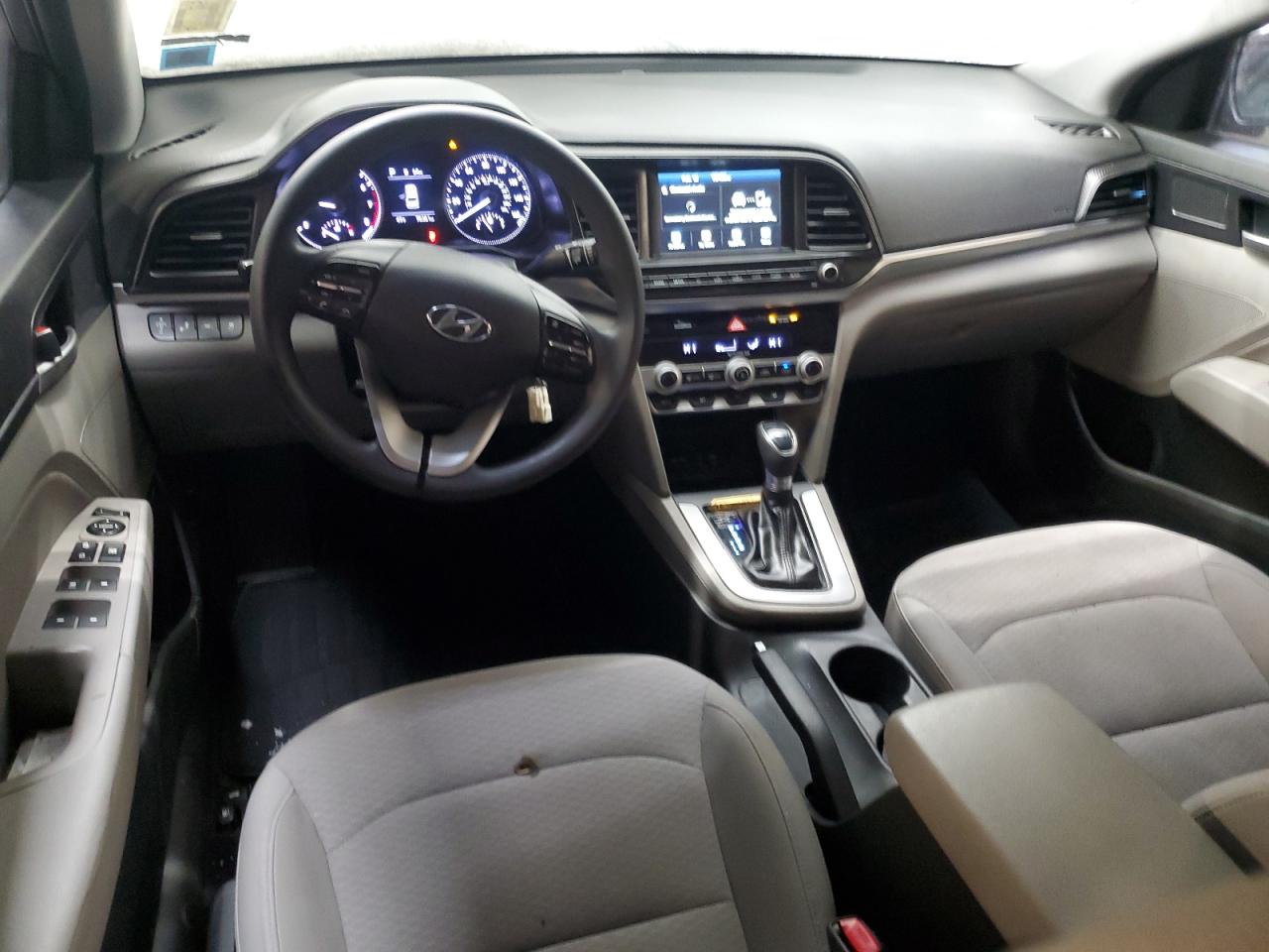 2020 Hyundai Elantra - Image 8