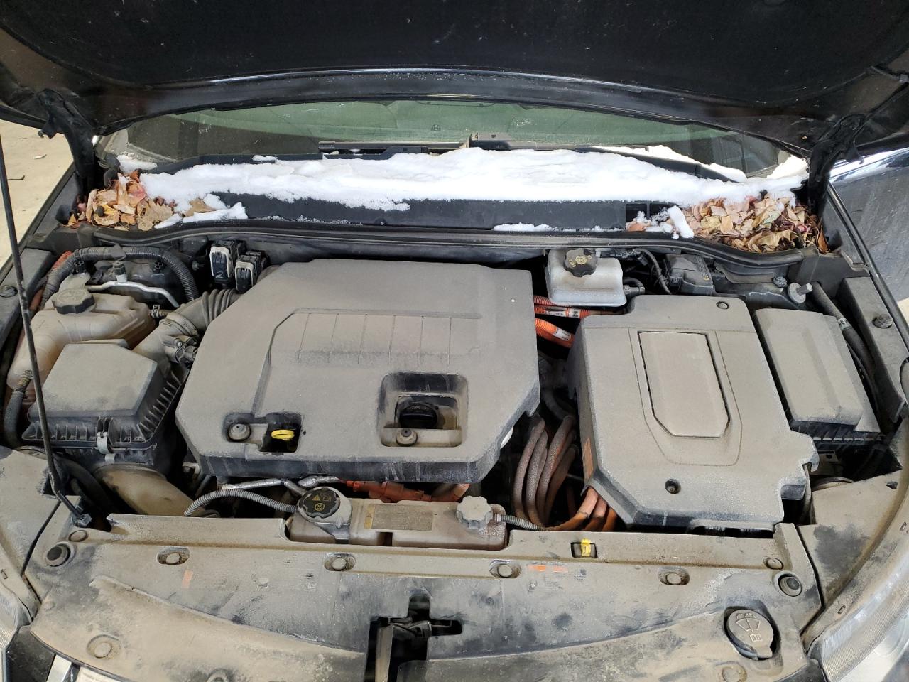 2013 Chevrolet Volt - Image 11