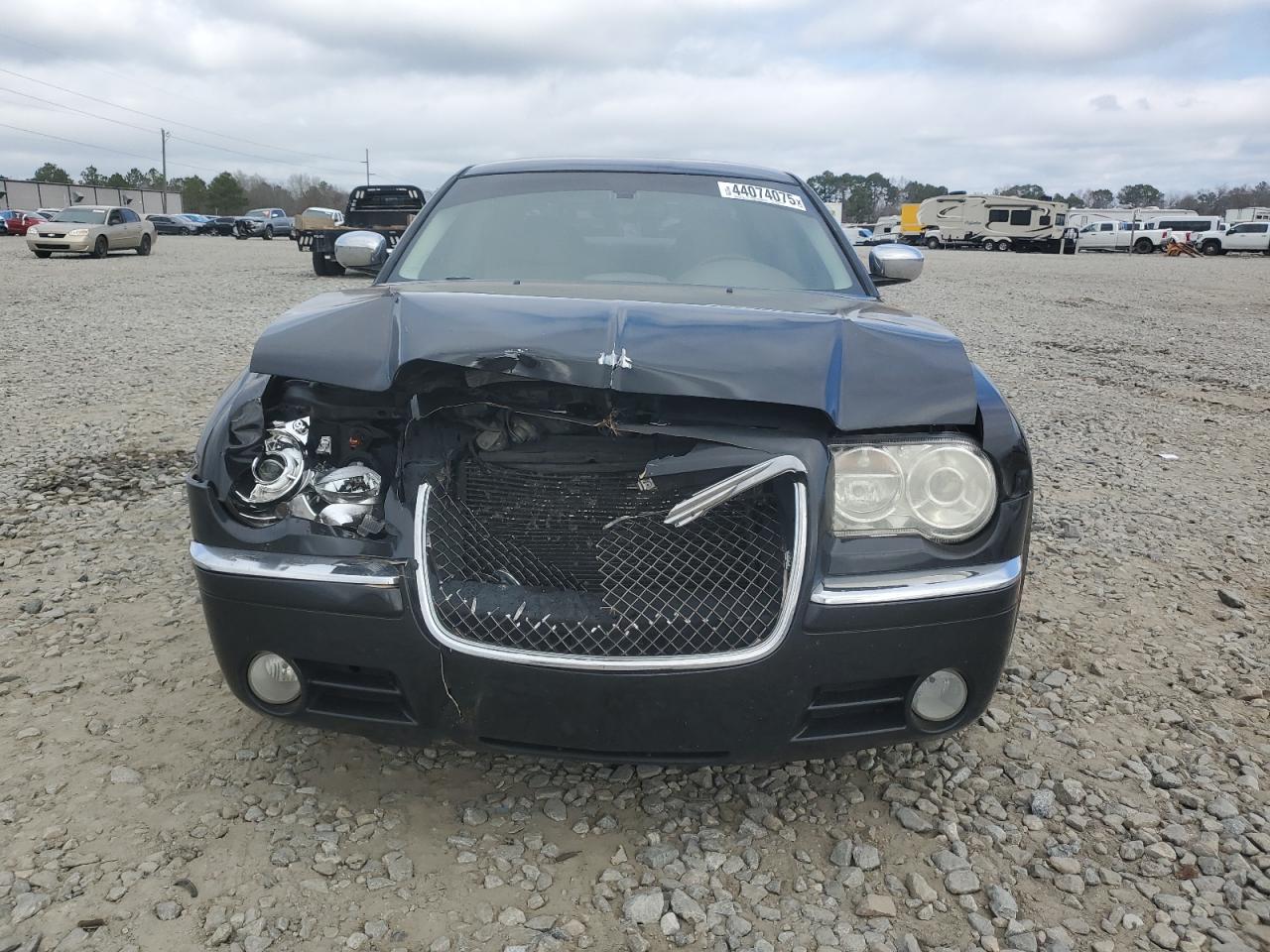 2010 Chrysler 300 - Image 5