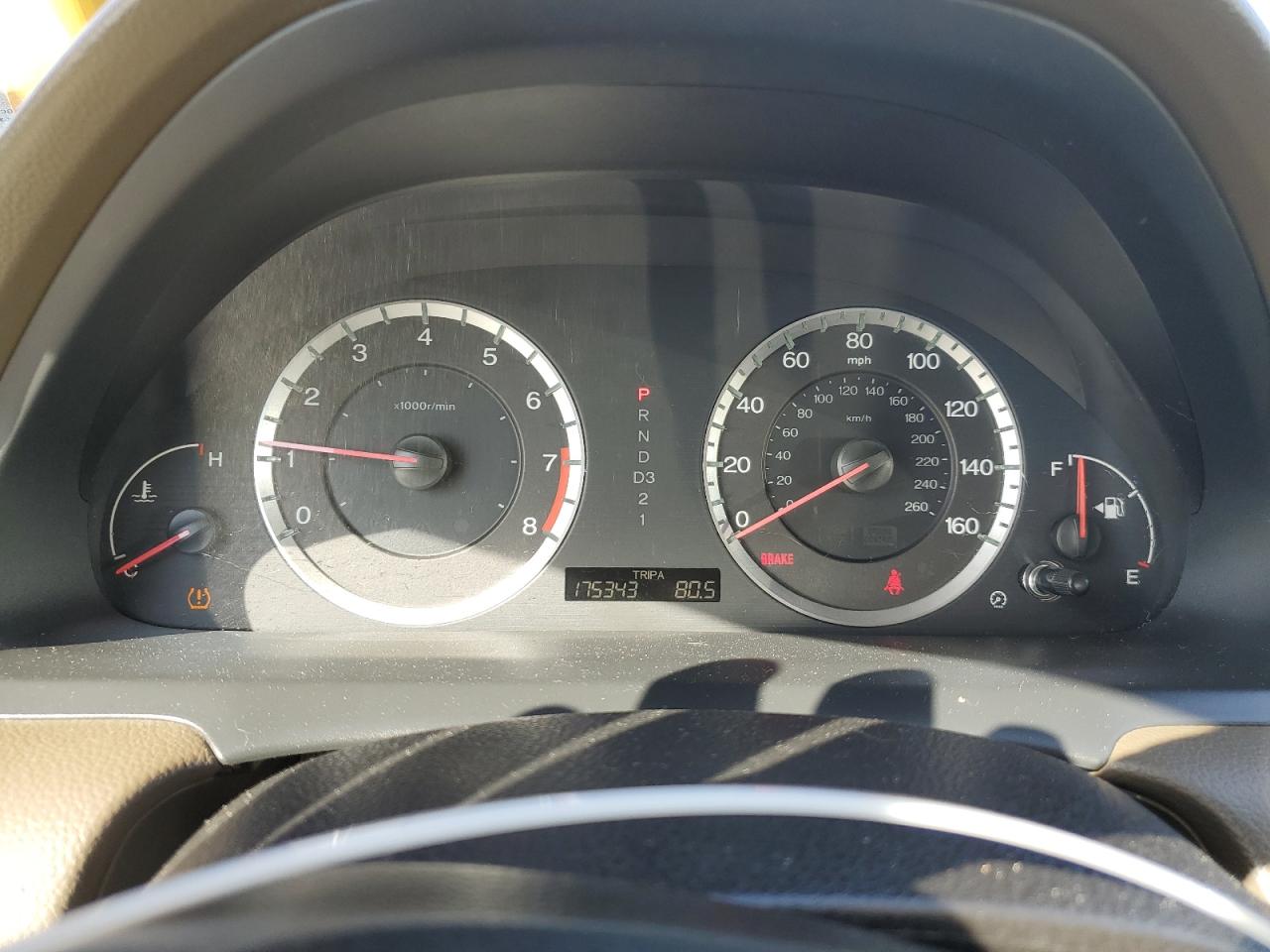 2009 Honda Accord - Image 10
