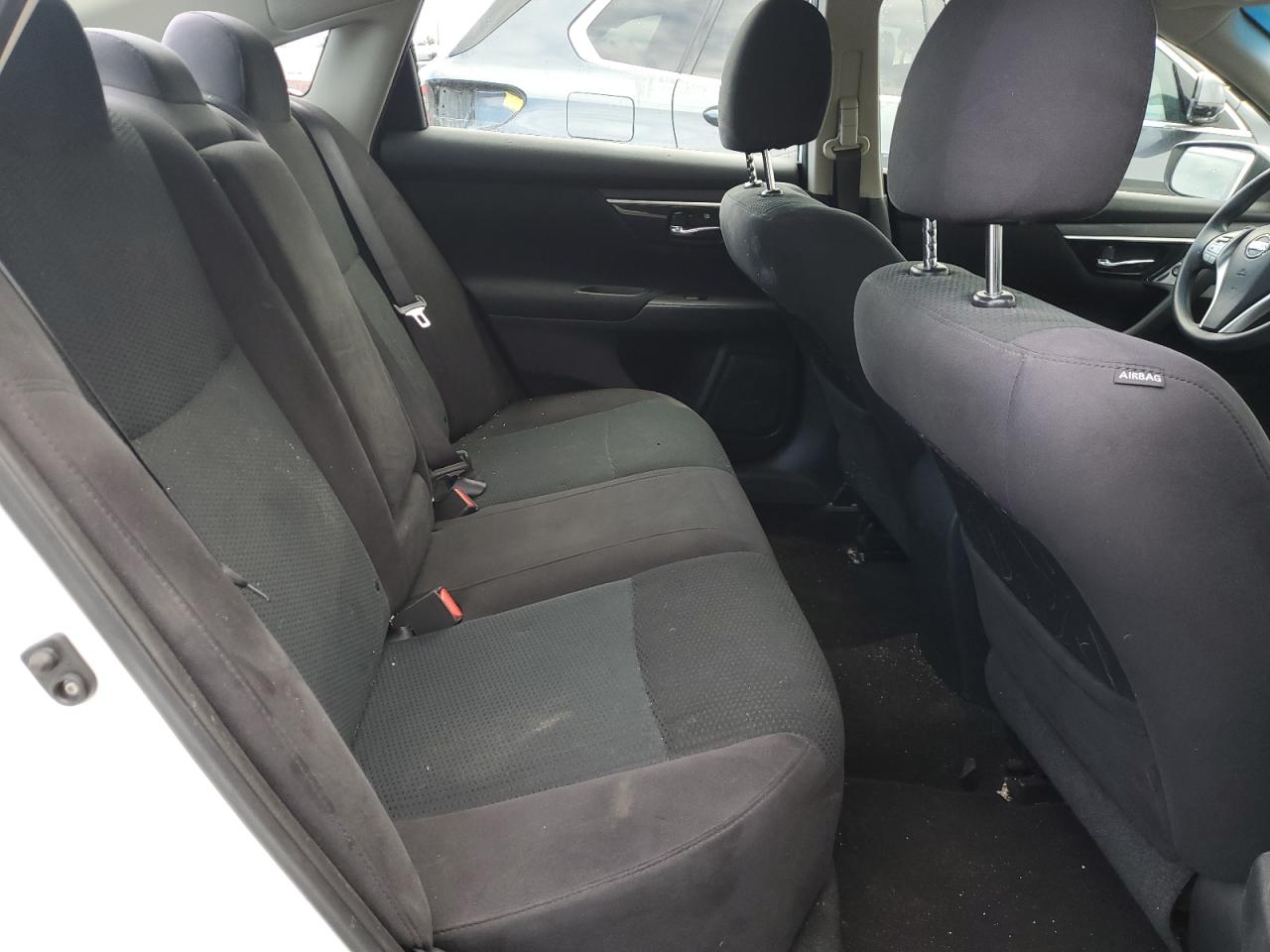 2014 Nissan Altima - Image 10
