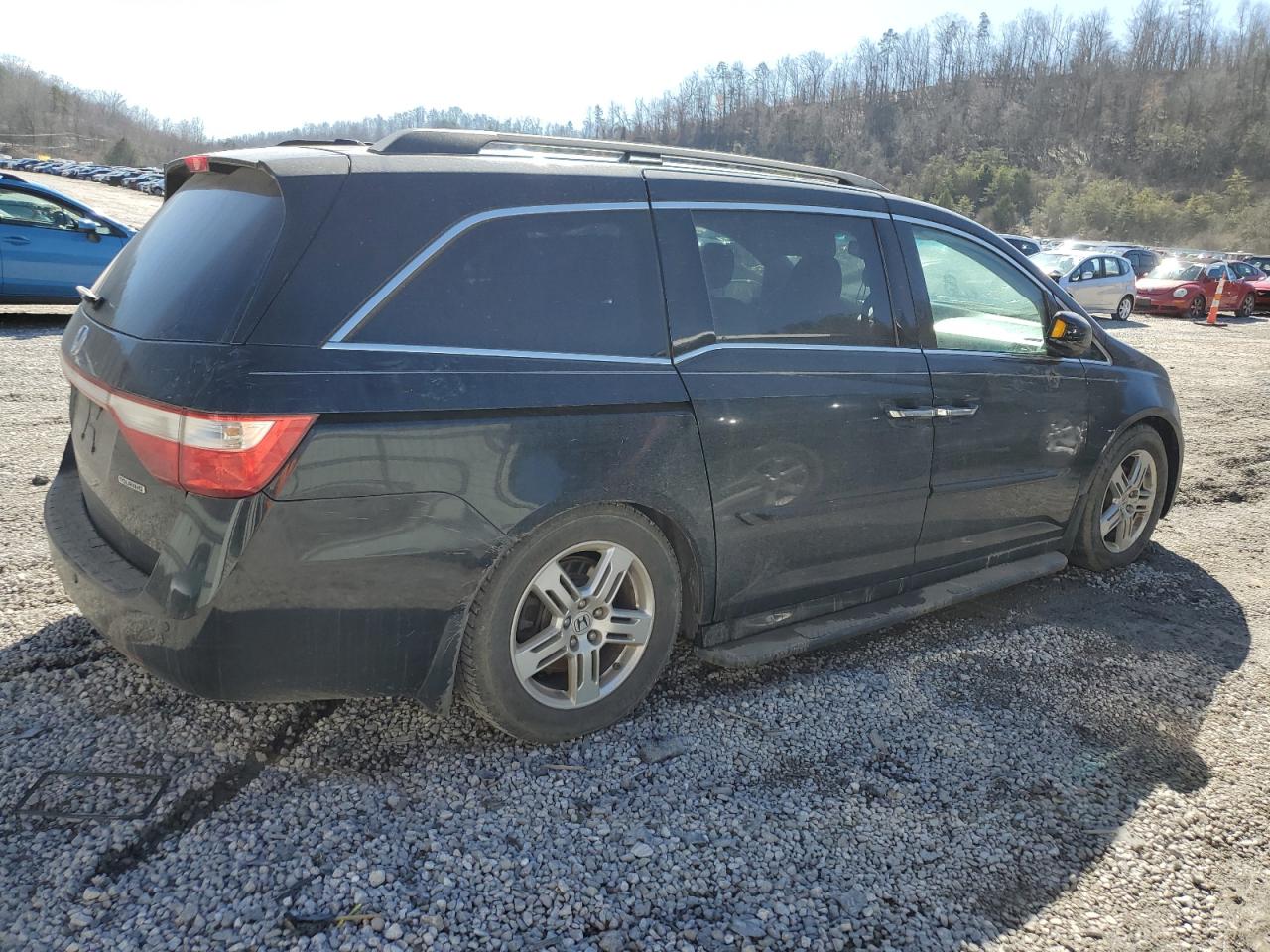 2011 Honda Odyssey - Image 3