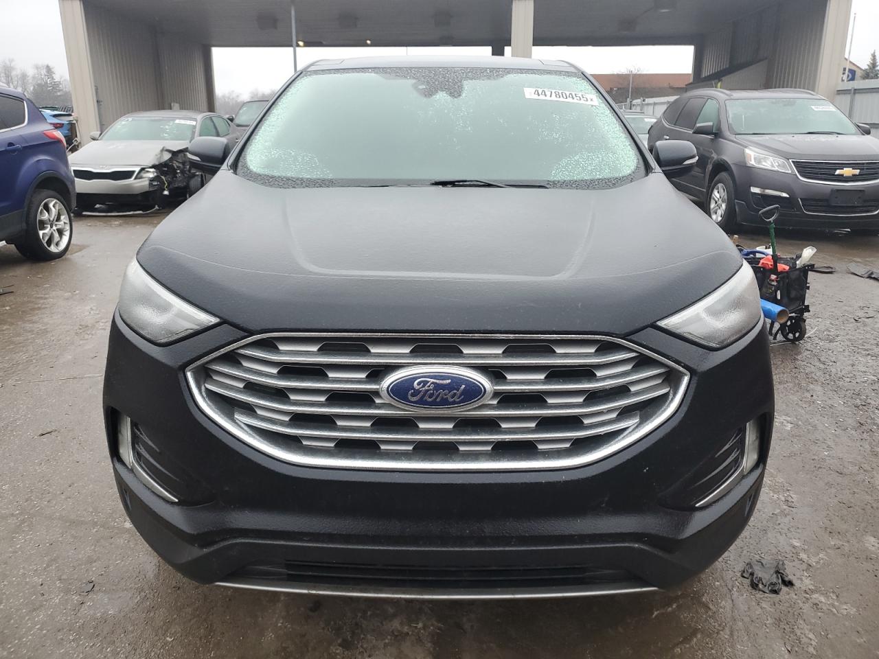 2019 Ford Edge - Image 5