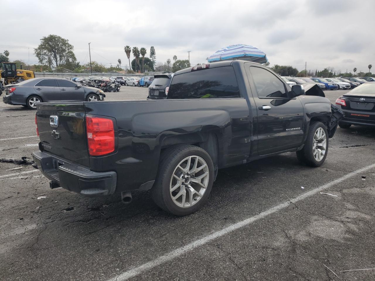 2017 Chevrolet Silverado - Image 3
