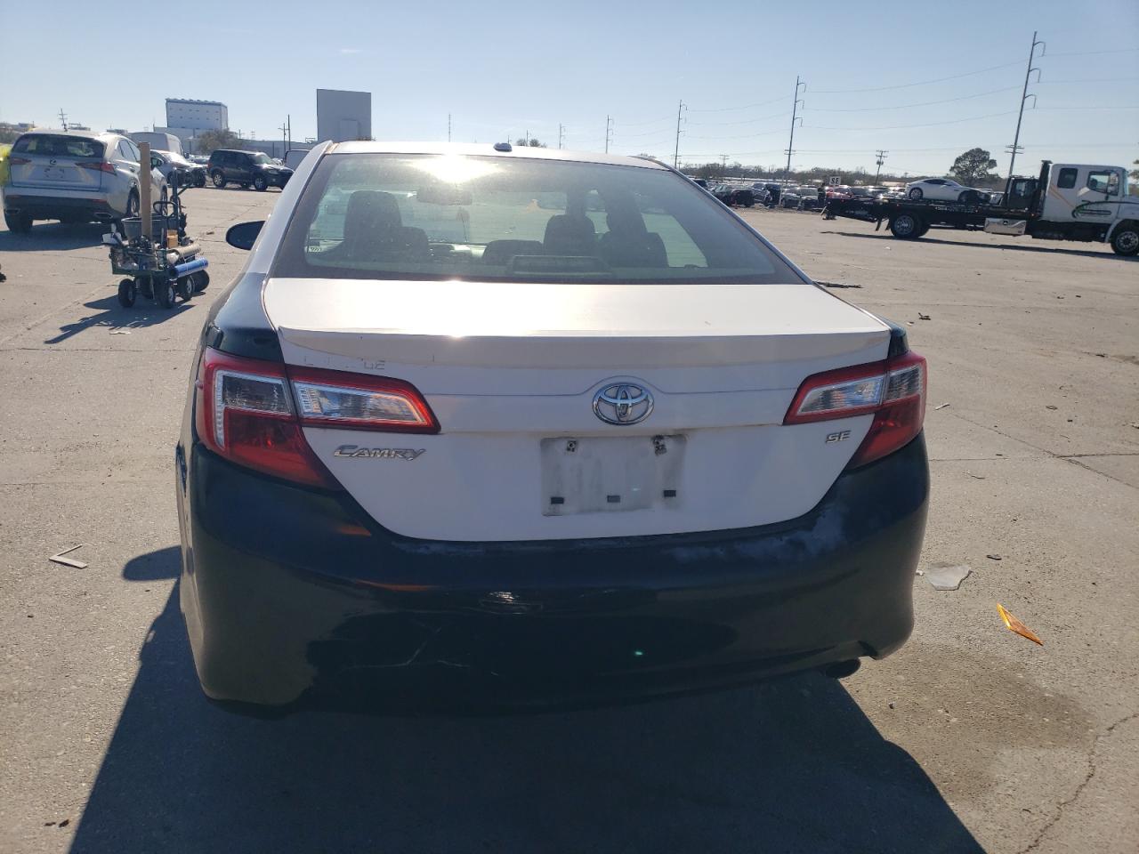 2012 Toyota Camry - Image 6