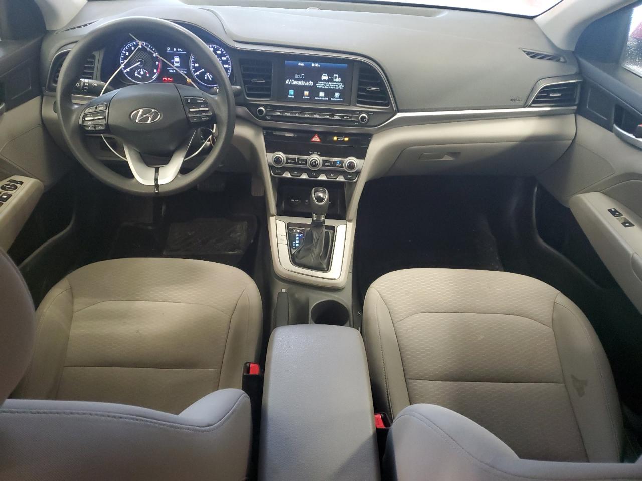 2020 Hyundai Elantra - Image 8