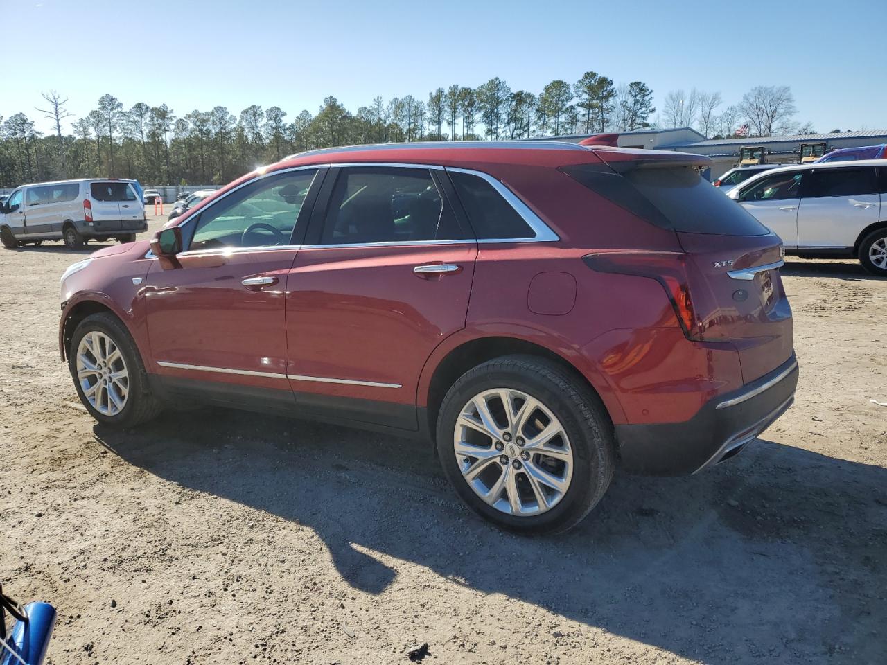 2020 Cadillac XT5 - Image 2