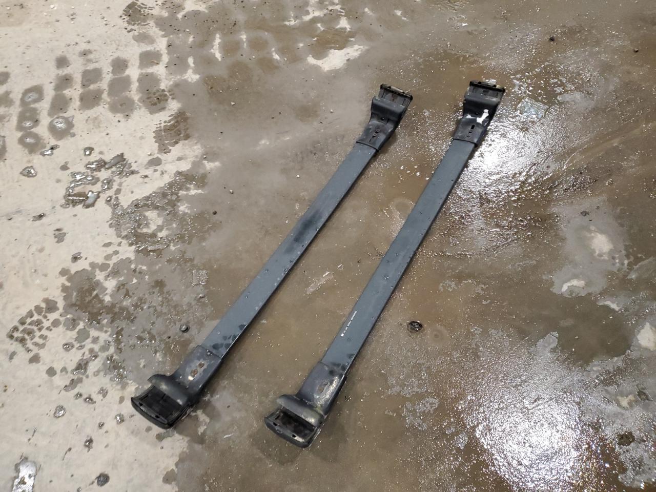 2005 Subaru Forester - Image 13