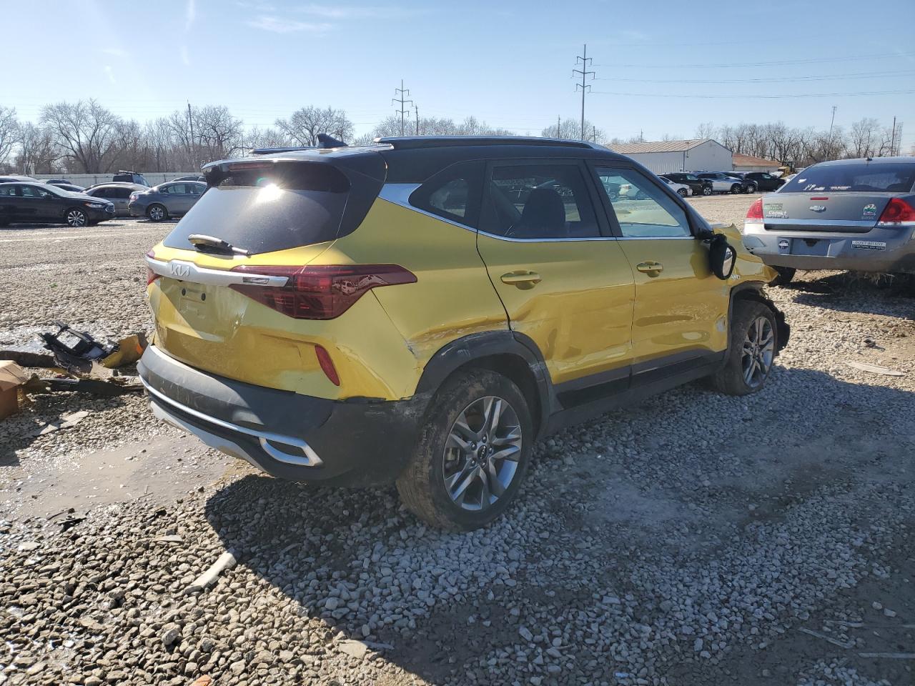2023 Kia Seltos - Image 3
