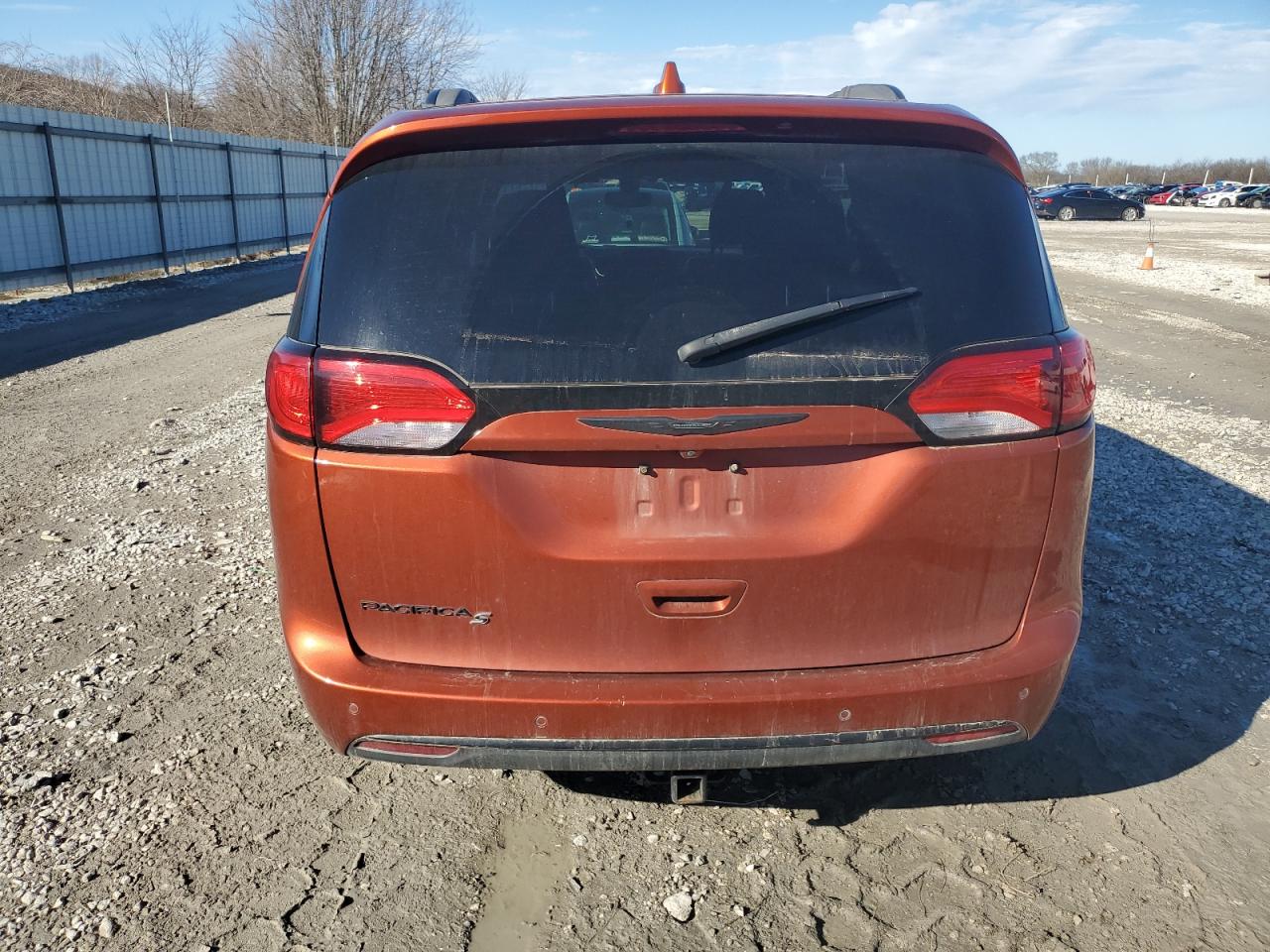 2018 Chrysler Pacifica Touring L Plus VIN: 2C4RC1EG3JR182780 Lot: 45850875