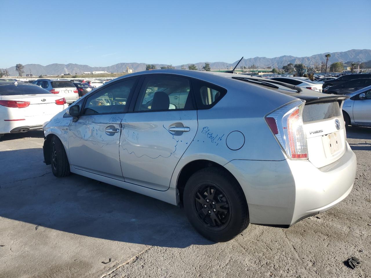 2015 Toyota Prius - Image 2