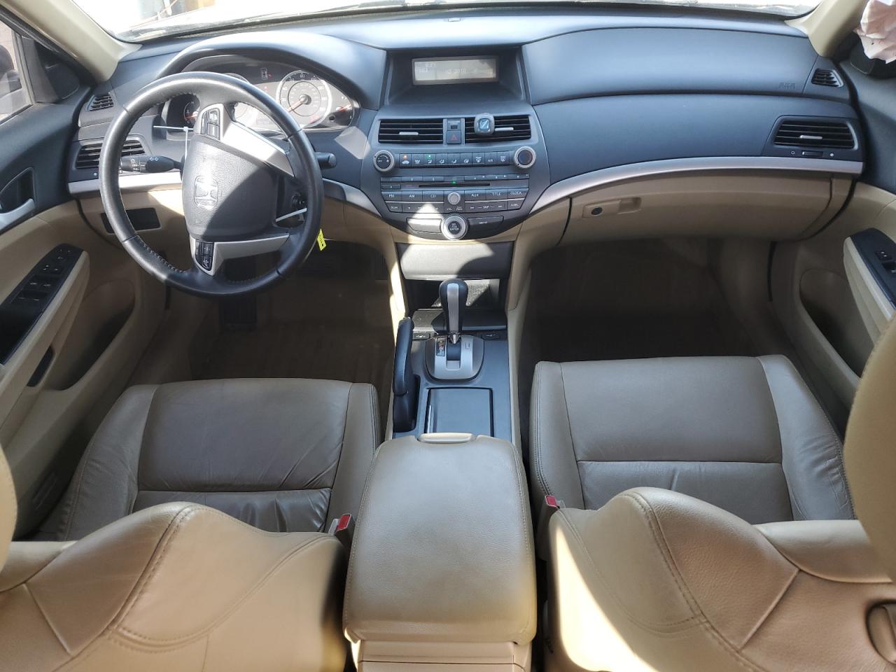 2012 Honda Accord - Image 8