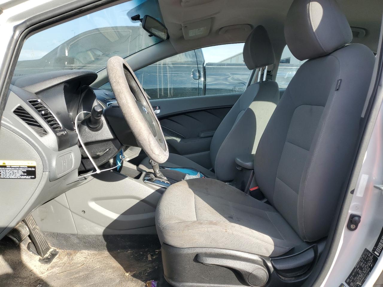 2018 Kia Forte - Image 7