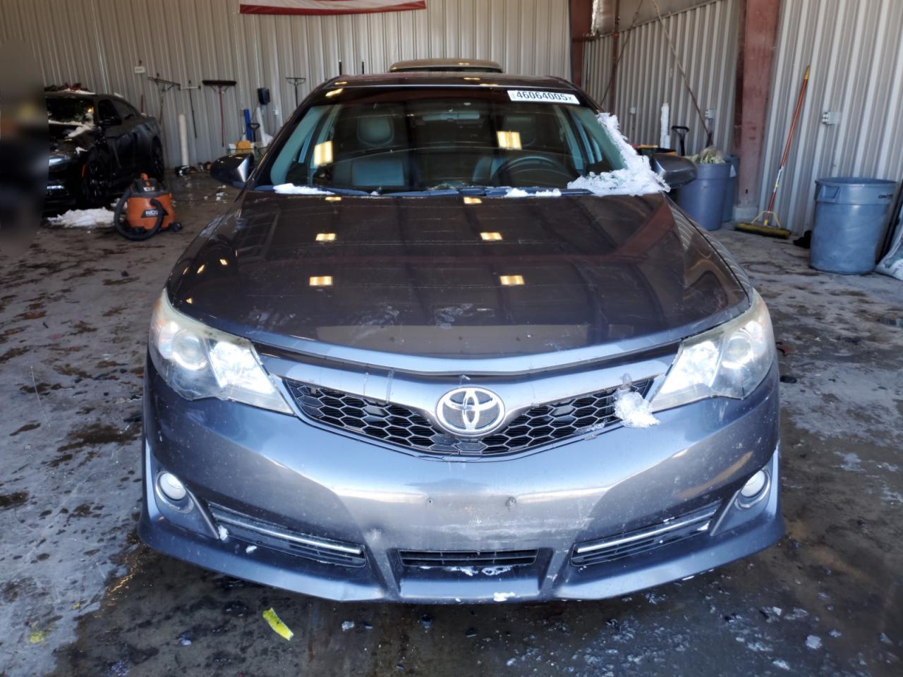 2012 Toyota Camry - Image 5