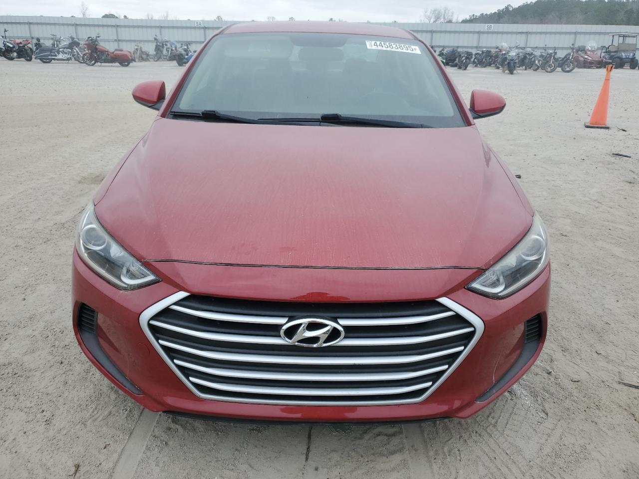2017 Hyundai Elantra - Image 5