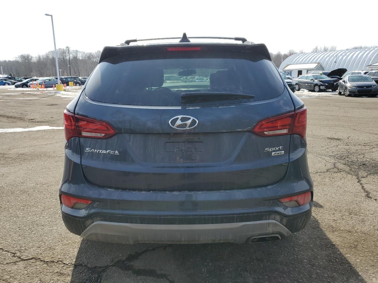 2017 Hyundai Santa Fe - Image 6