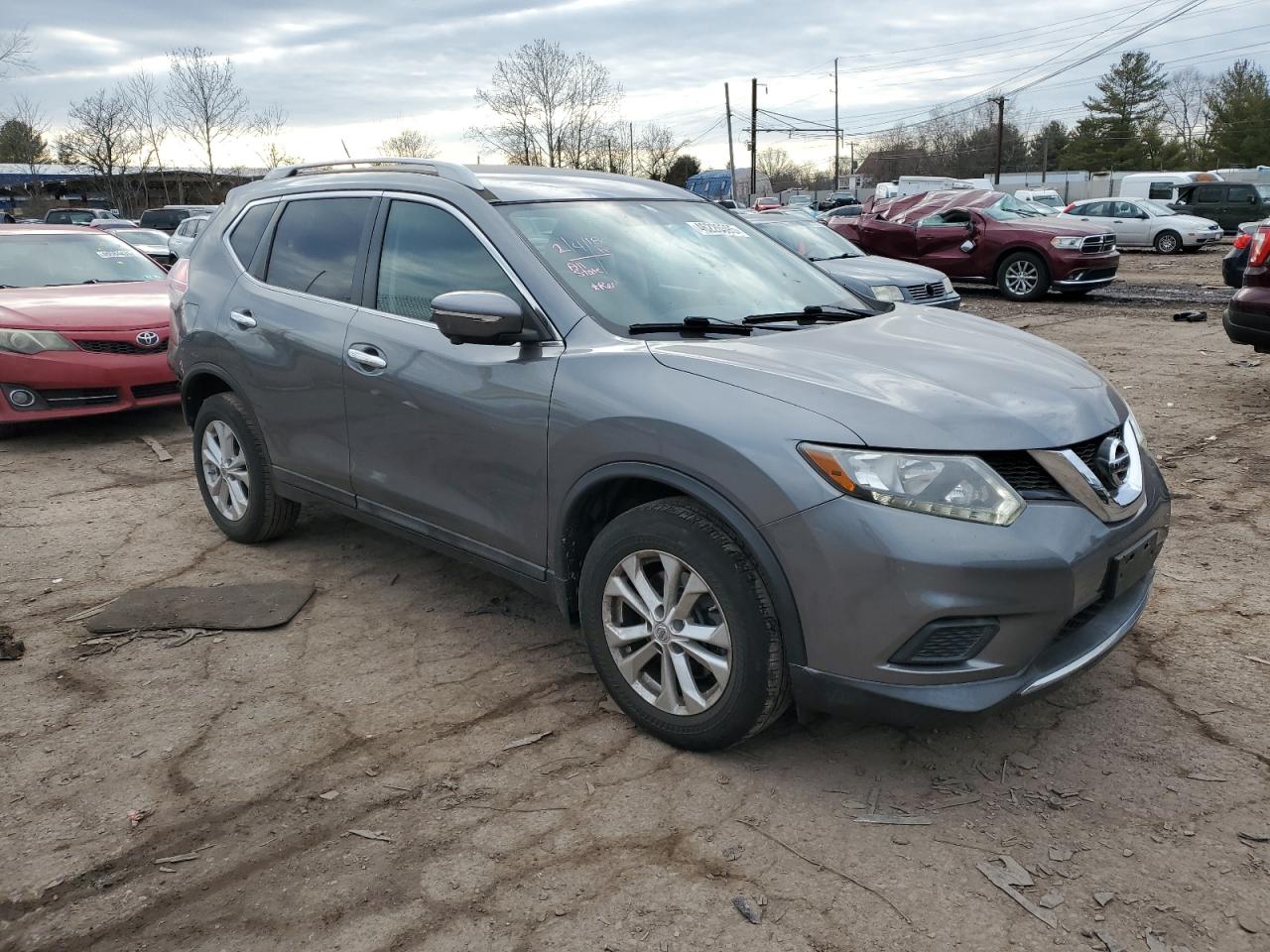 2015 Nissan Rogue - Image 4