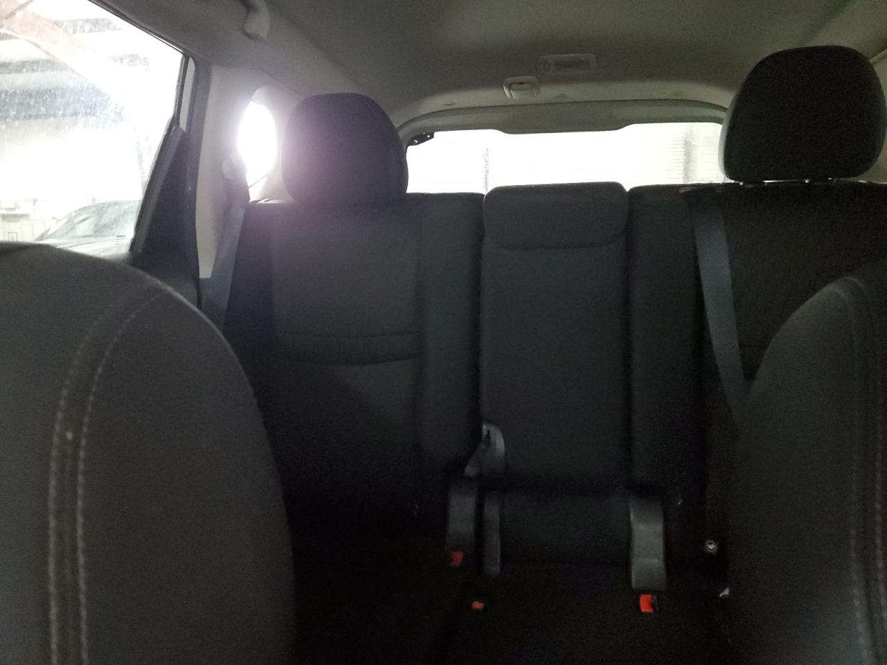 2017 Nissan Rogue - Image 10