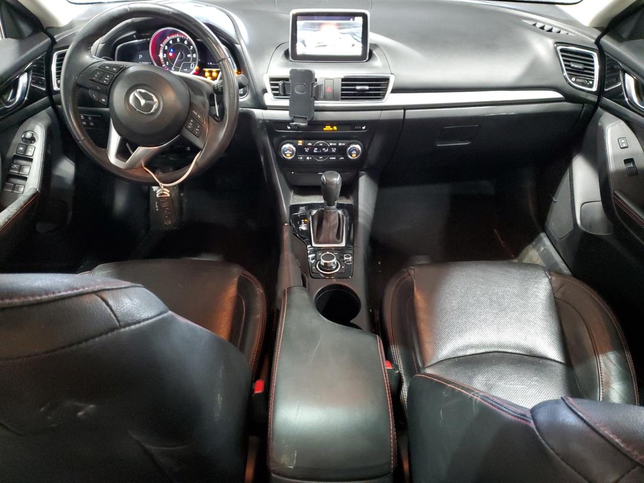 2016 Mazda 3 - Image 8