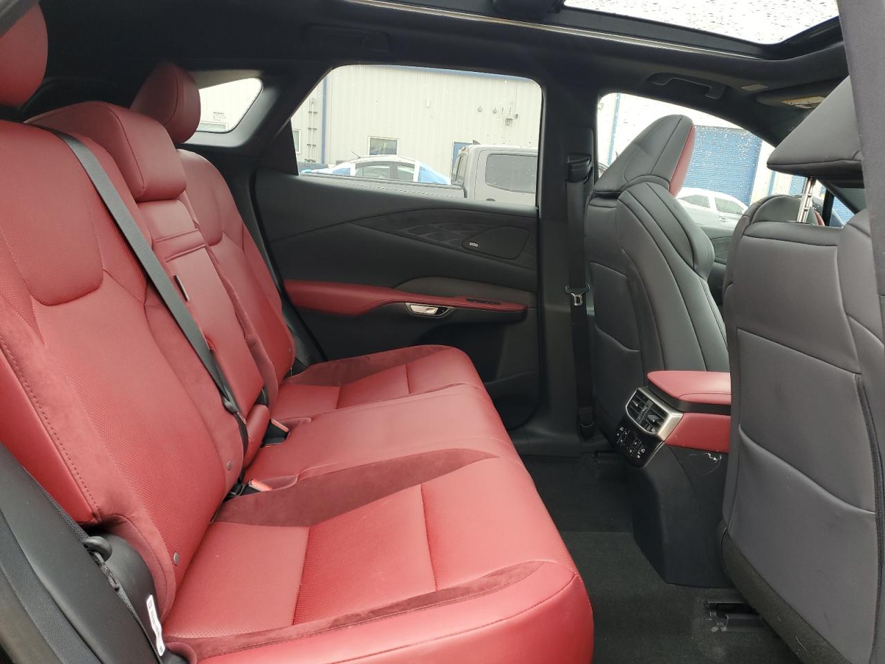 2023 Lexus RX - Image 11