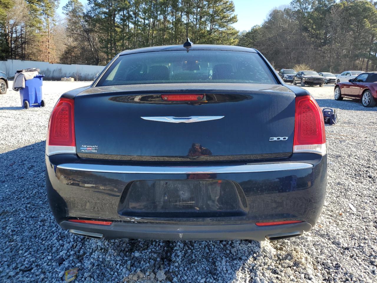 2016 Chrysler 300 - Image 6