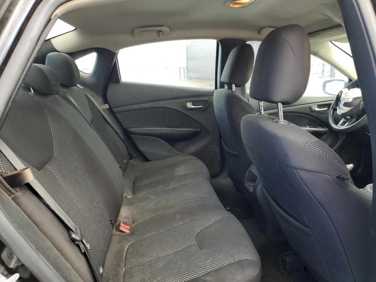 2016 Dodge Dart - Image 10