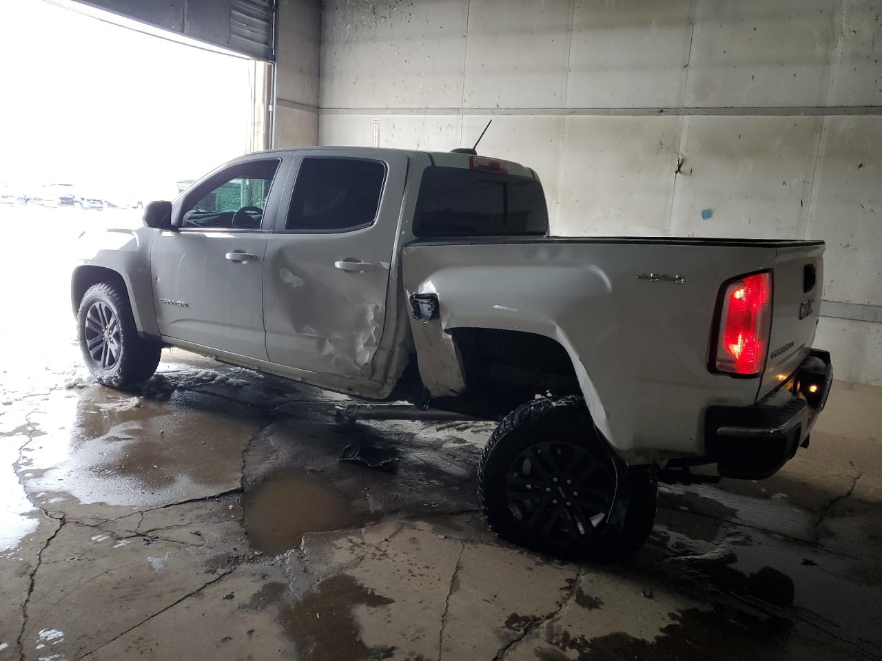 2020 GMC Canyon - Image 2