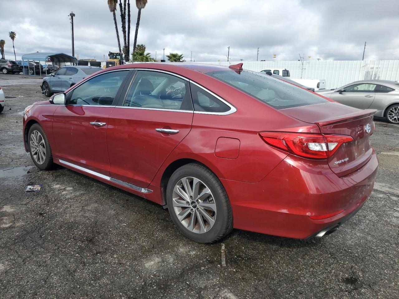 2015 Hyundai Sonata - Image 2