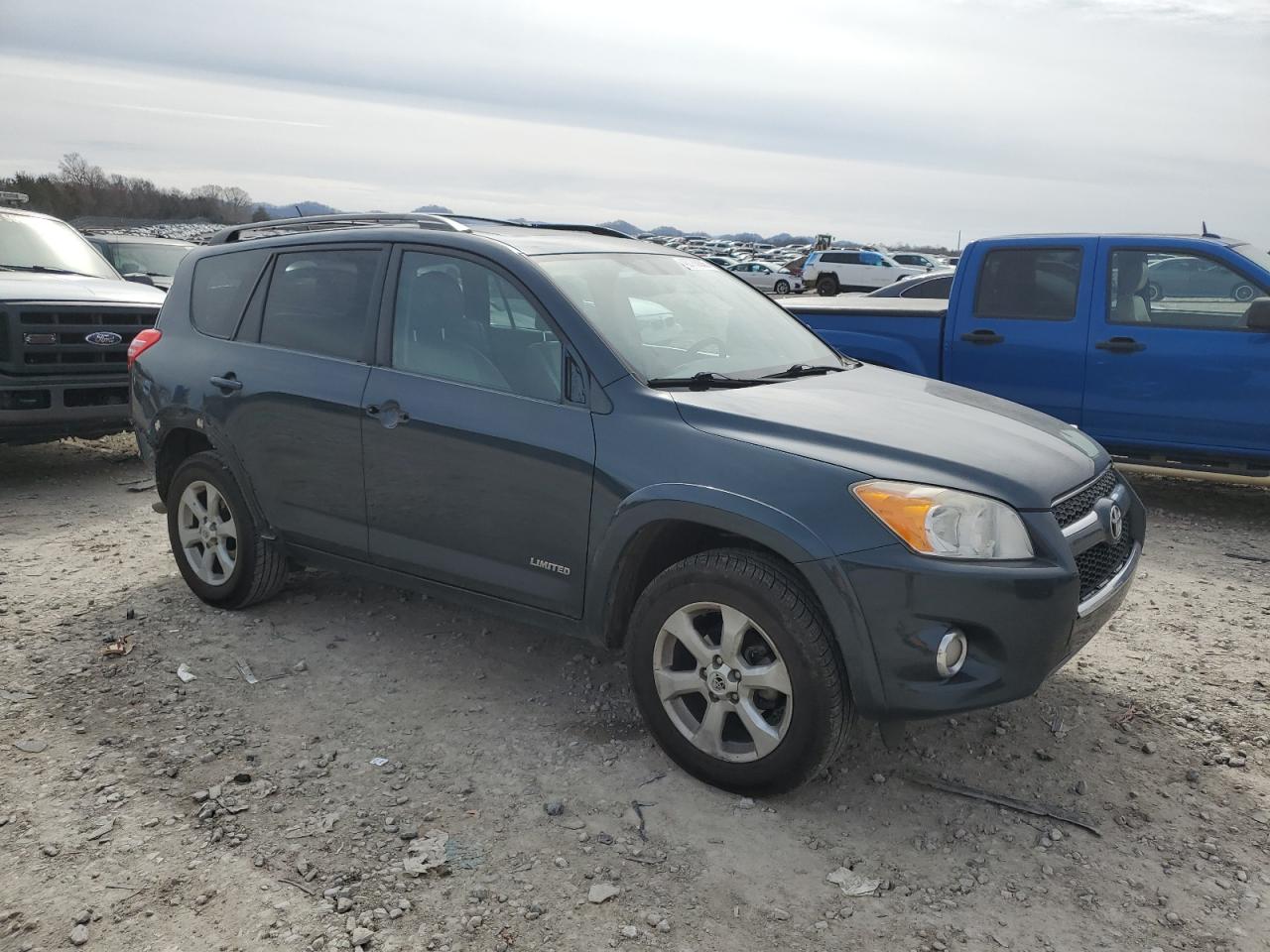 2012 Toyota RAV 4 - Image 4