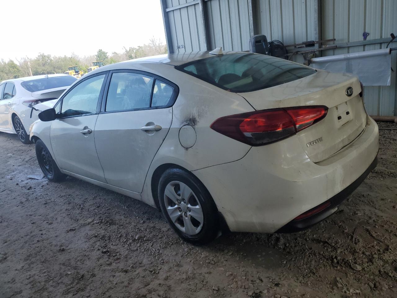 2017 Kia Forte - Image 2