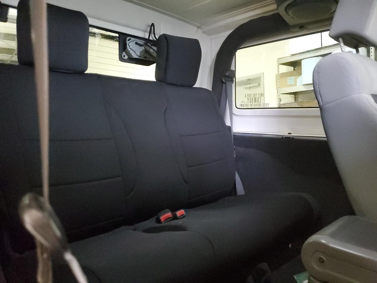 2009 Jeep Wrangler - Image 11