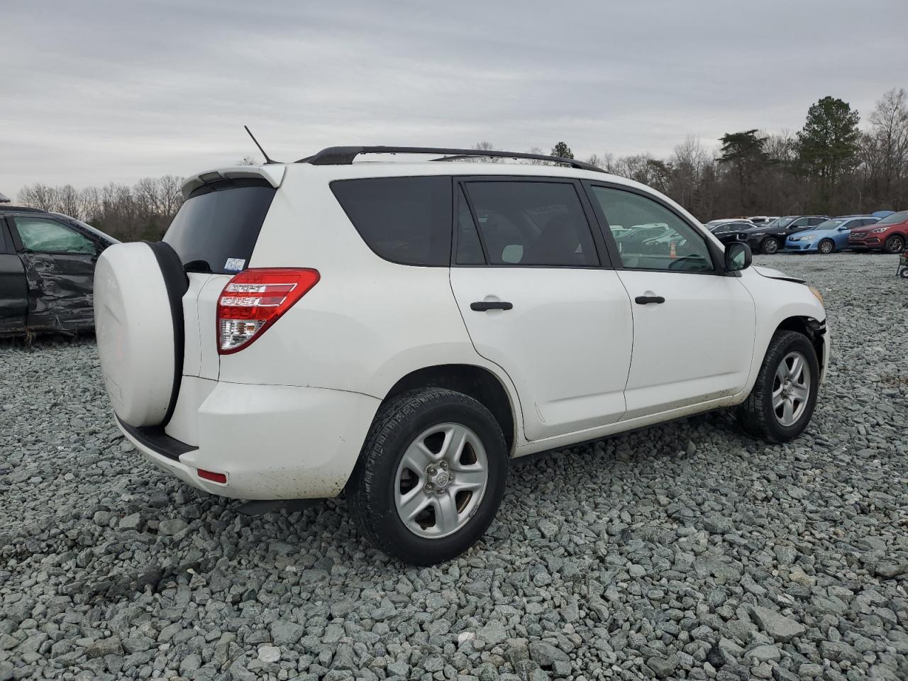 2009 Toyota RAV 4 - Image 3