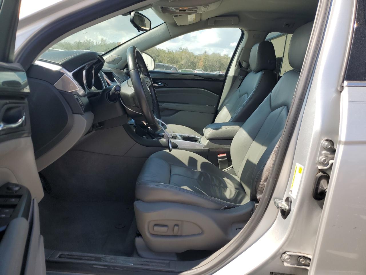 2012 Cadillac SRX - Image 7