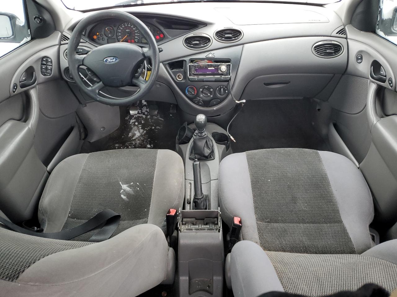 2004 Ford Focus - Image 8