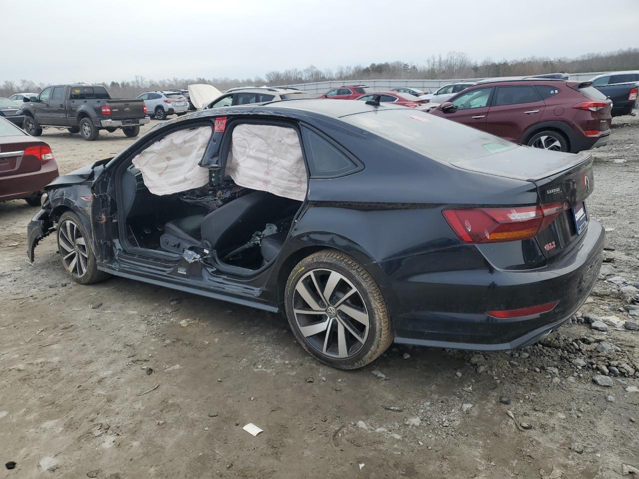 2019 Volkswagen Jetta - Image 2