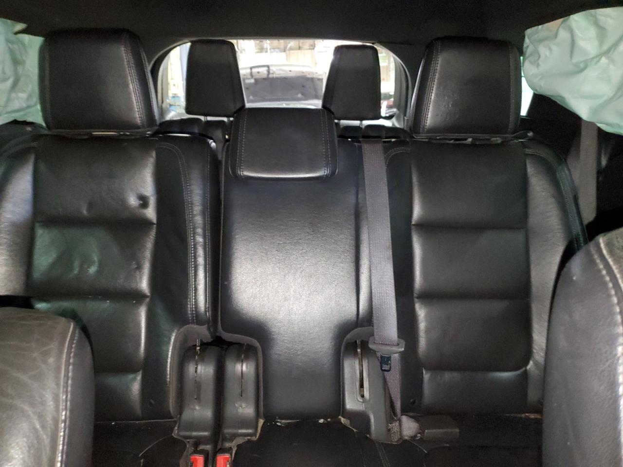 2011 Ford Explorer - Image 10
