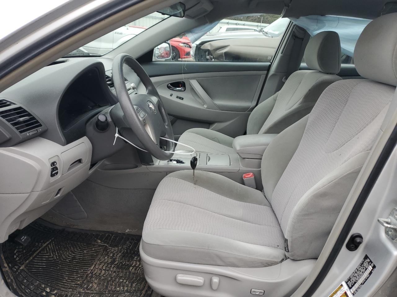 2011 Toyota Camry - Image 7