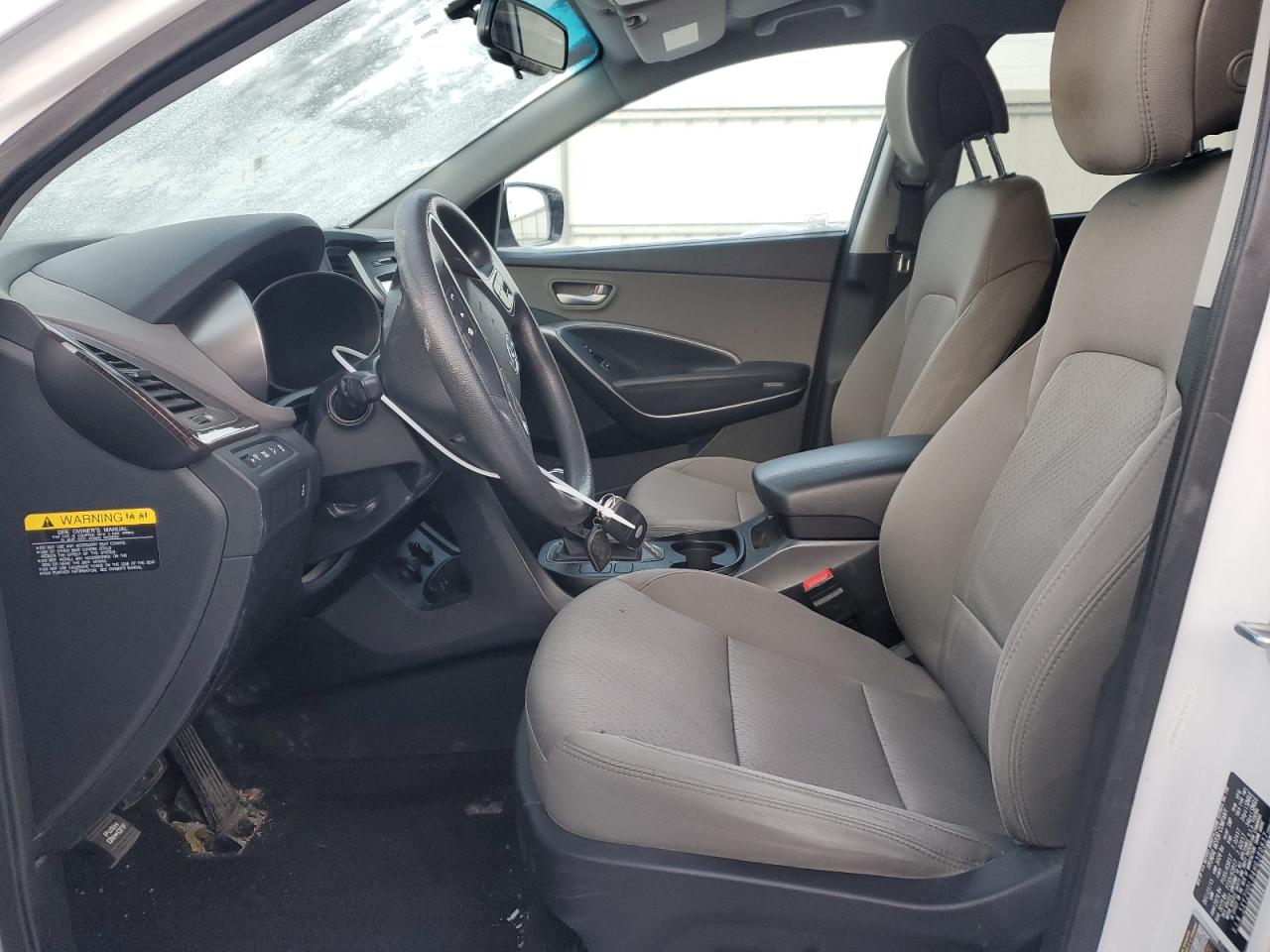 2017 Hyundai Santa Fe - Image 7