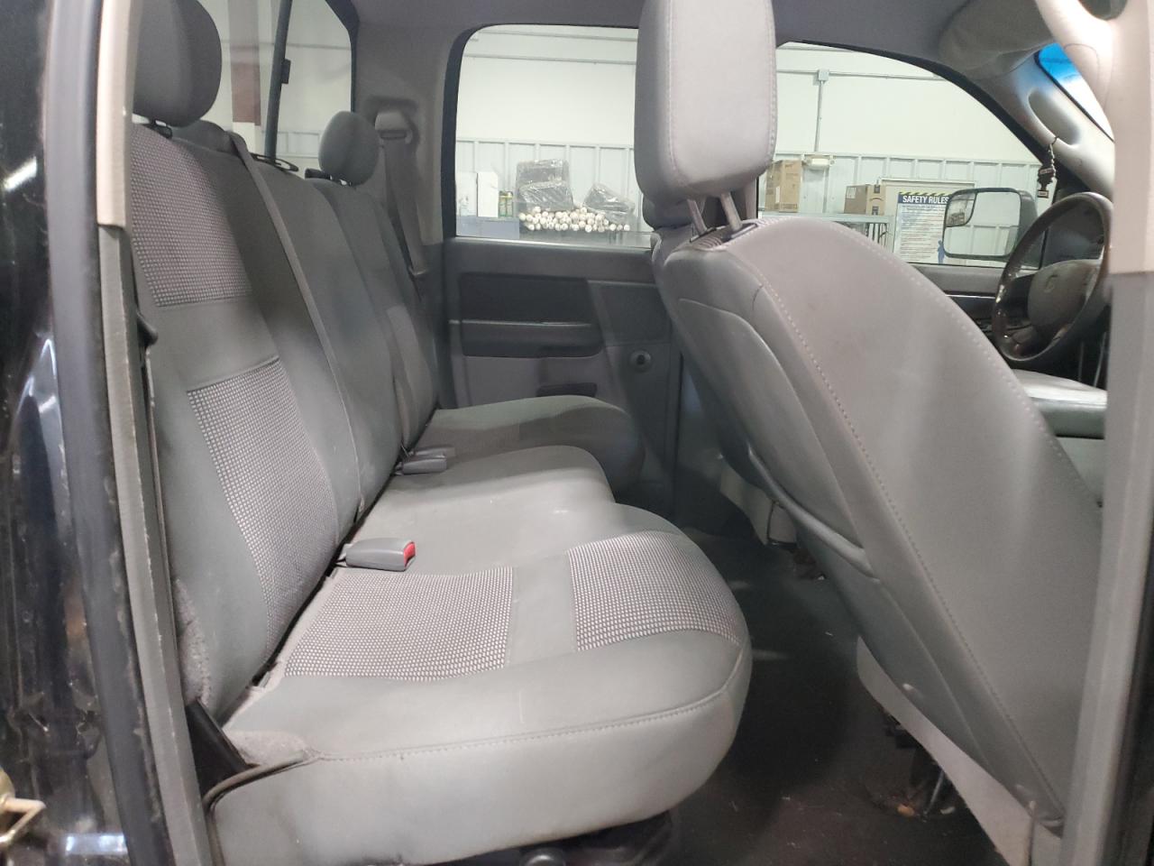 2007 Dodge RAM - Image 10