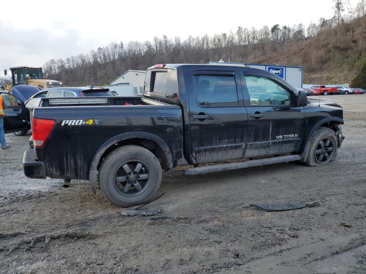2013 Nissan Titan - Image 3