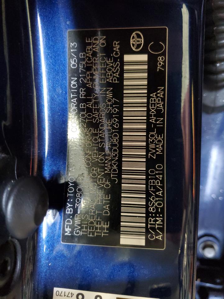 2013 Toyota Prius - Image 13