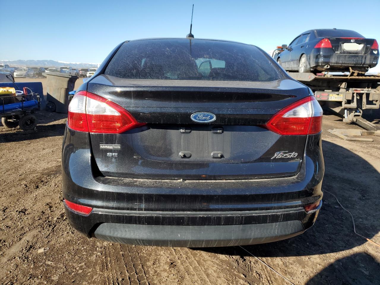 2015 Ford Fiesta - Image 6