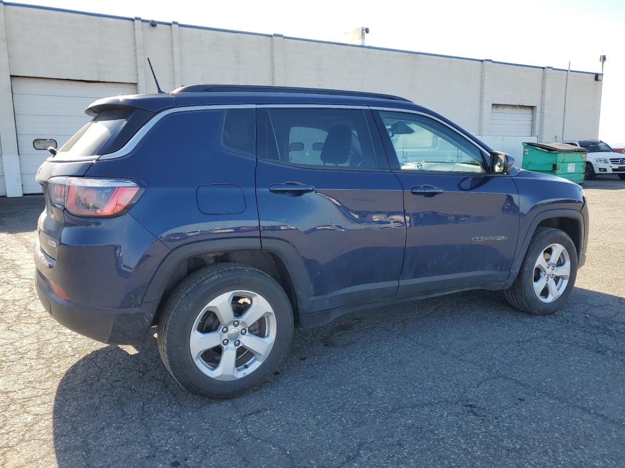 2018 Jeep Compass - Image 3