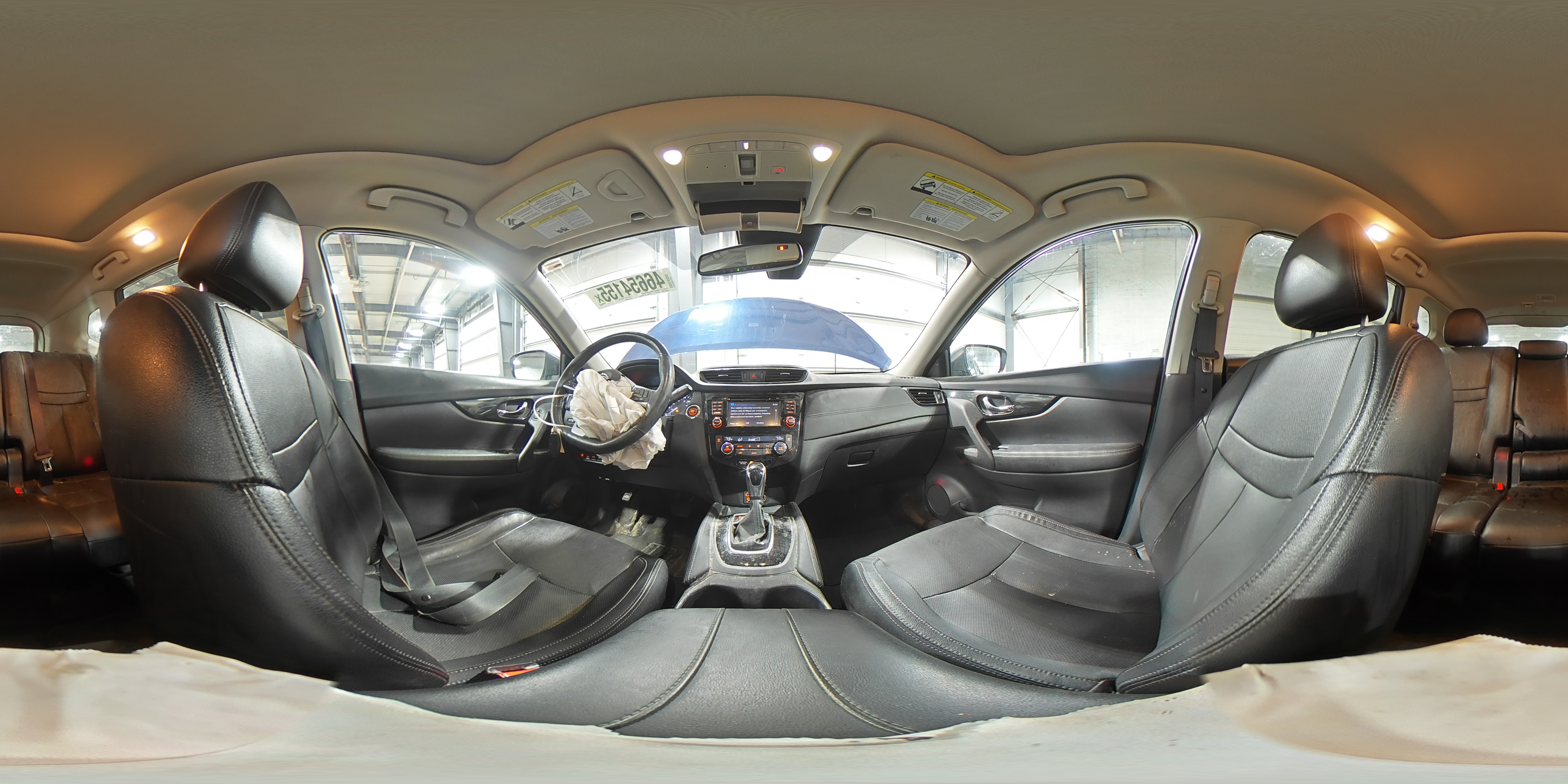 2017 Nissan Rogue - Image 15
