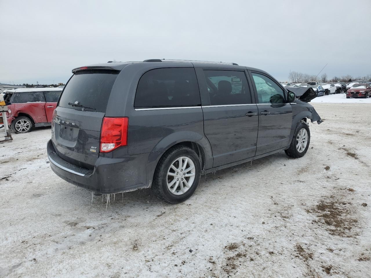 2019 Dodge Caravan - Image 3